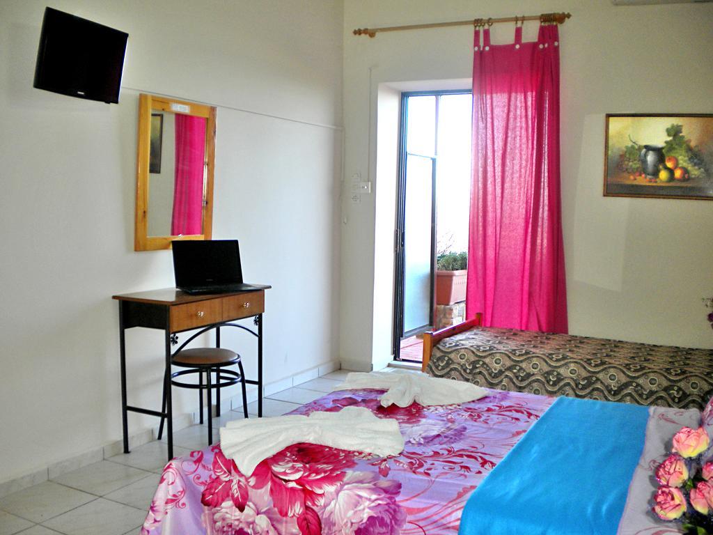 Chios Rooms Myview Karfás Buitenkant foto